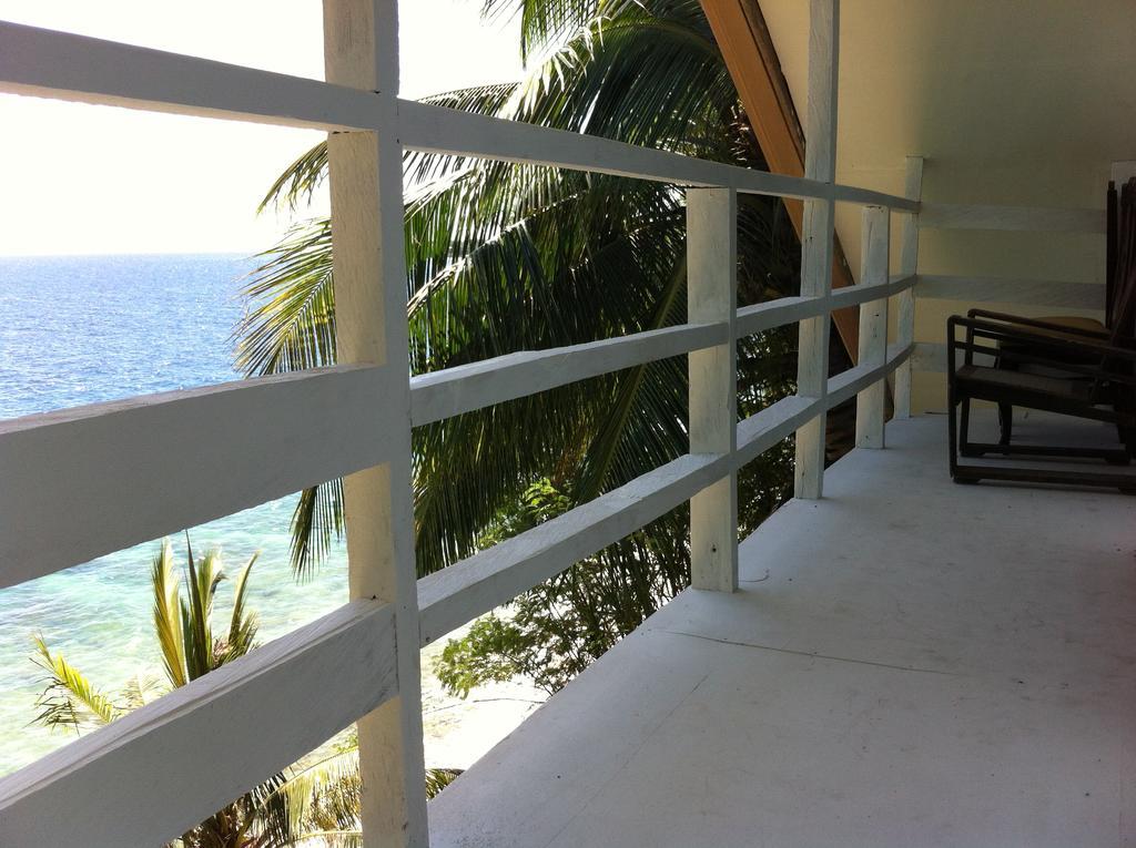 La Bella Beach House Boljoon Exterior foto